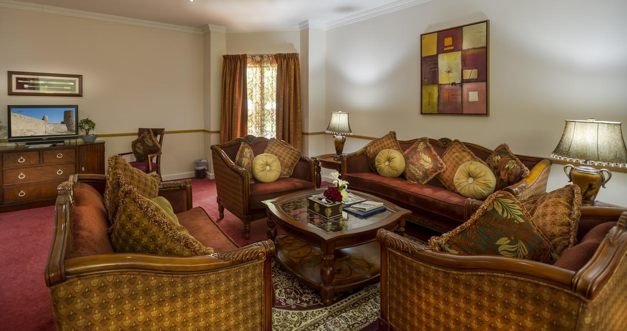 Golden Tulip Nizwa Hotel Exterior foto